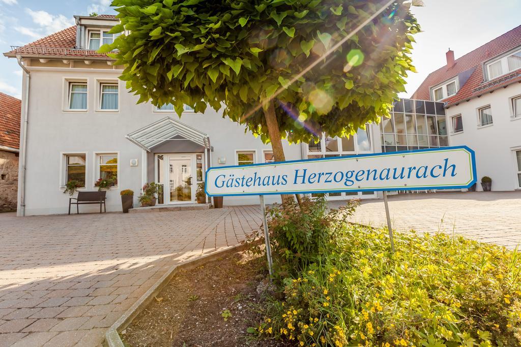 Hôtel Gastehaus Herzogenaurach Extérieur photo